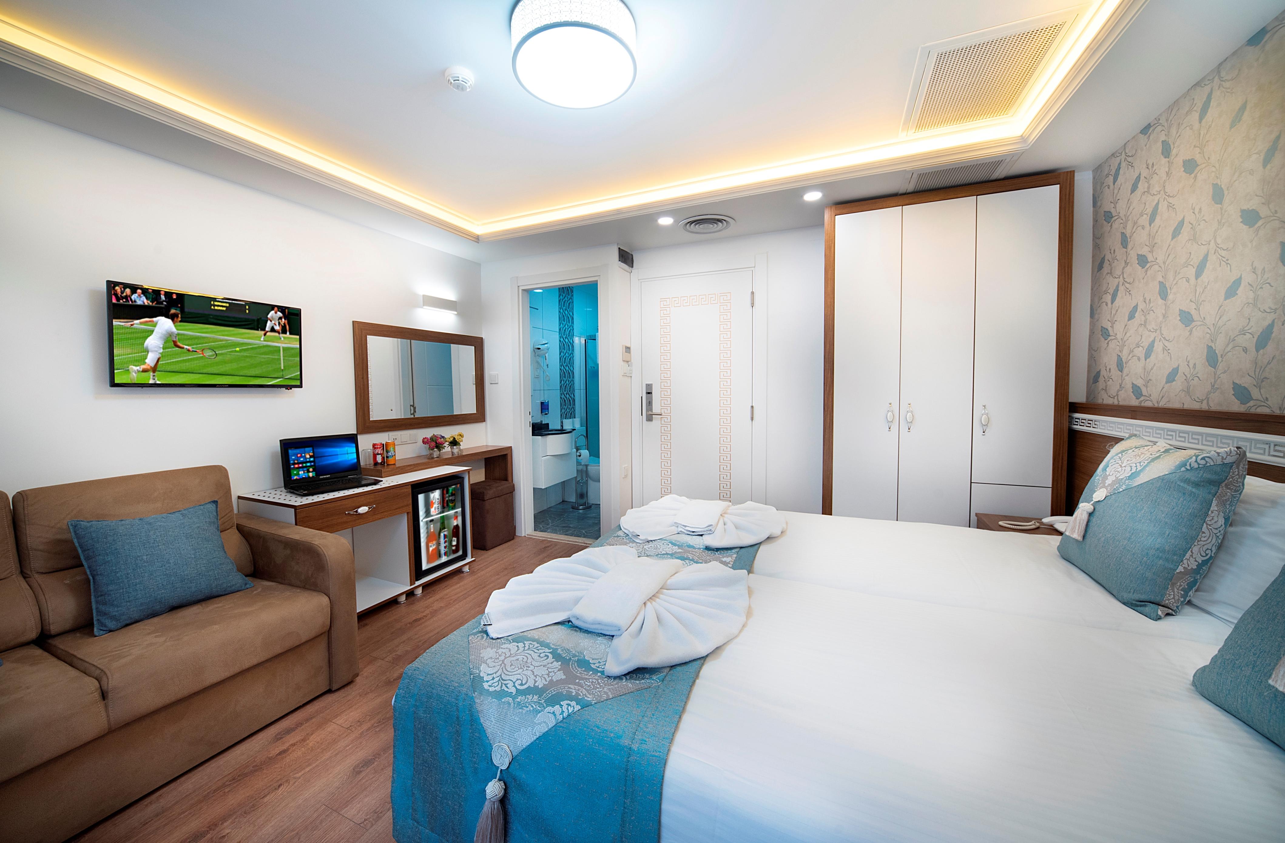 Lika Hotel Istanbul Bagian luar foto
