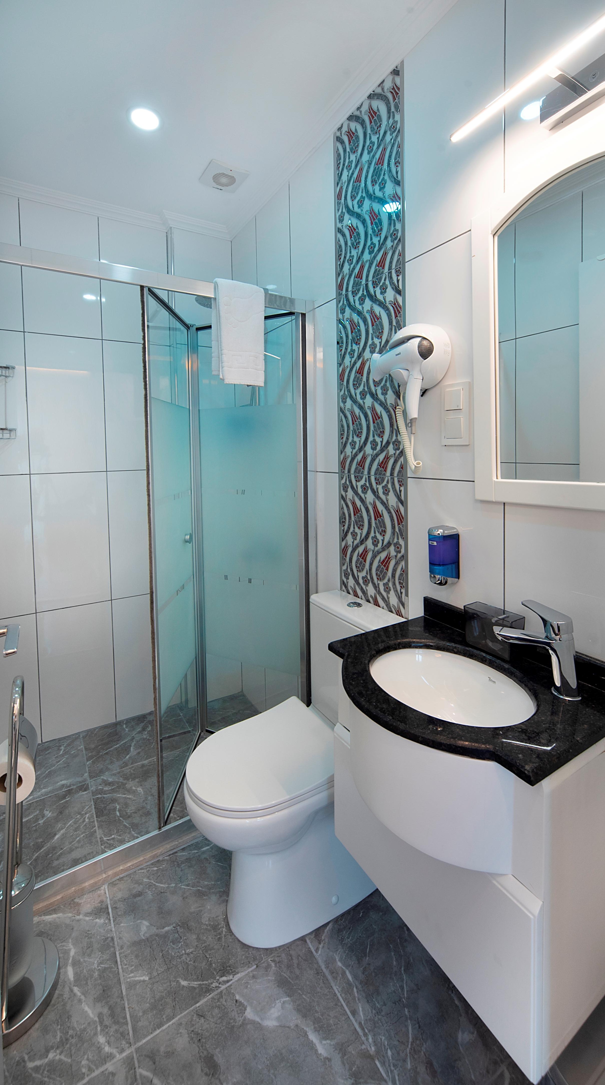 Lika Hotel Istanbul Bagian luar foto
