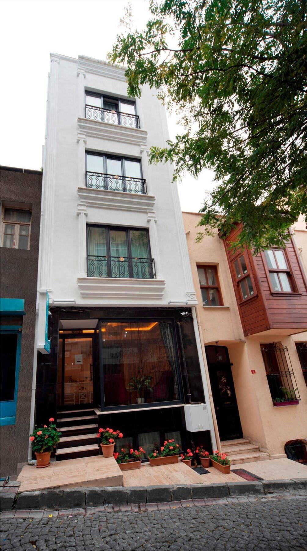 Lika Hotel Istanbul Bagian luar foto